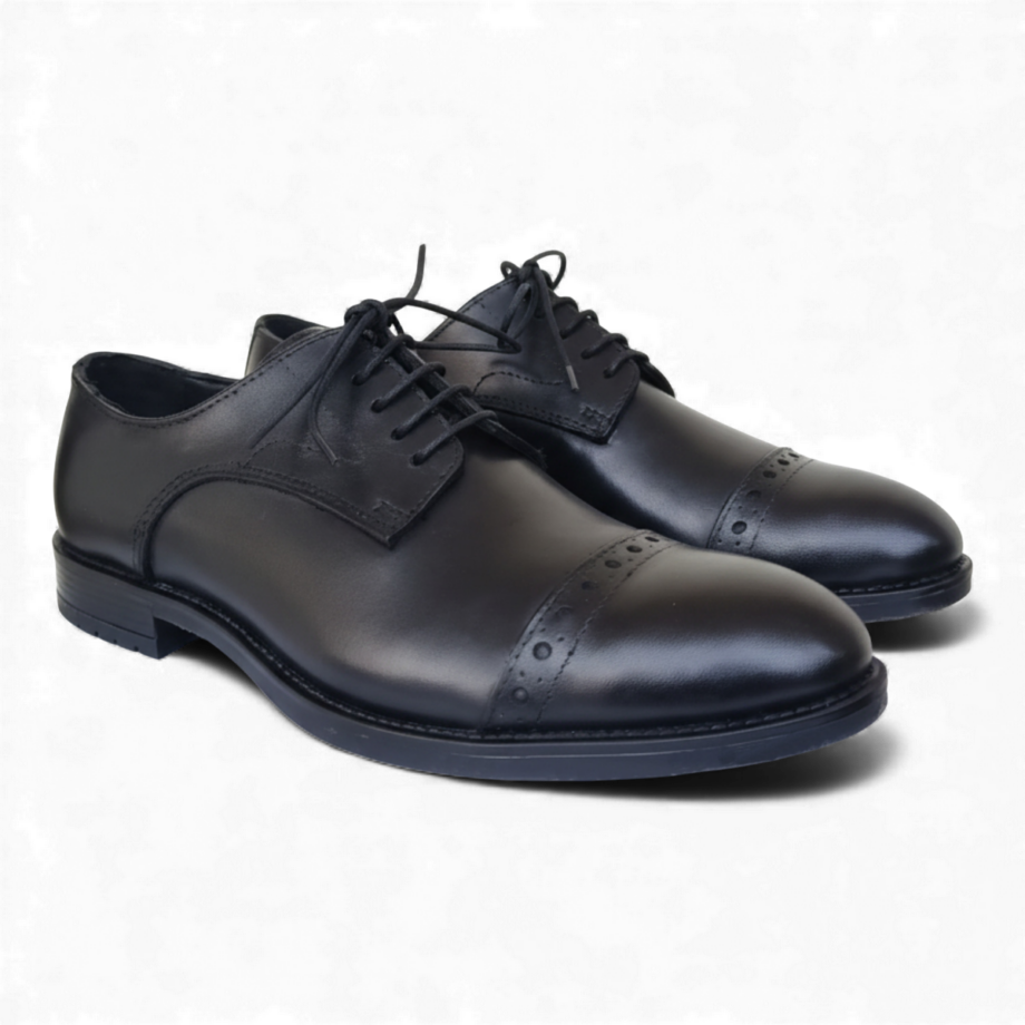 Manchester - Derby in Black